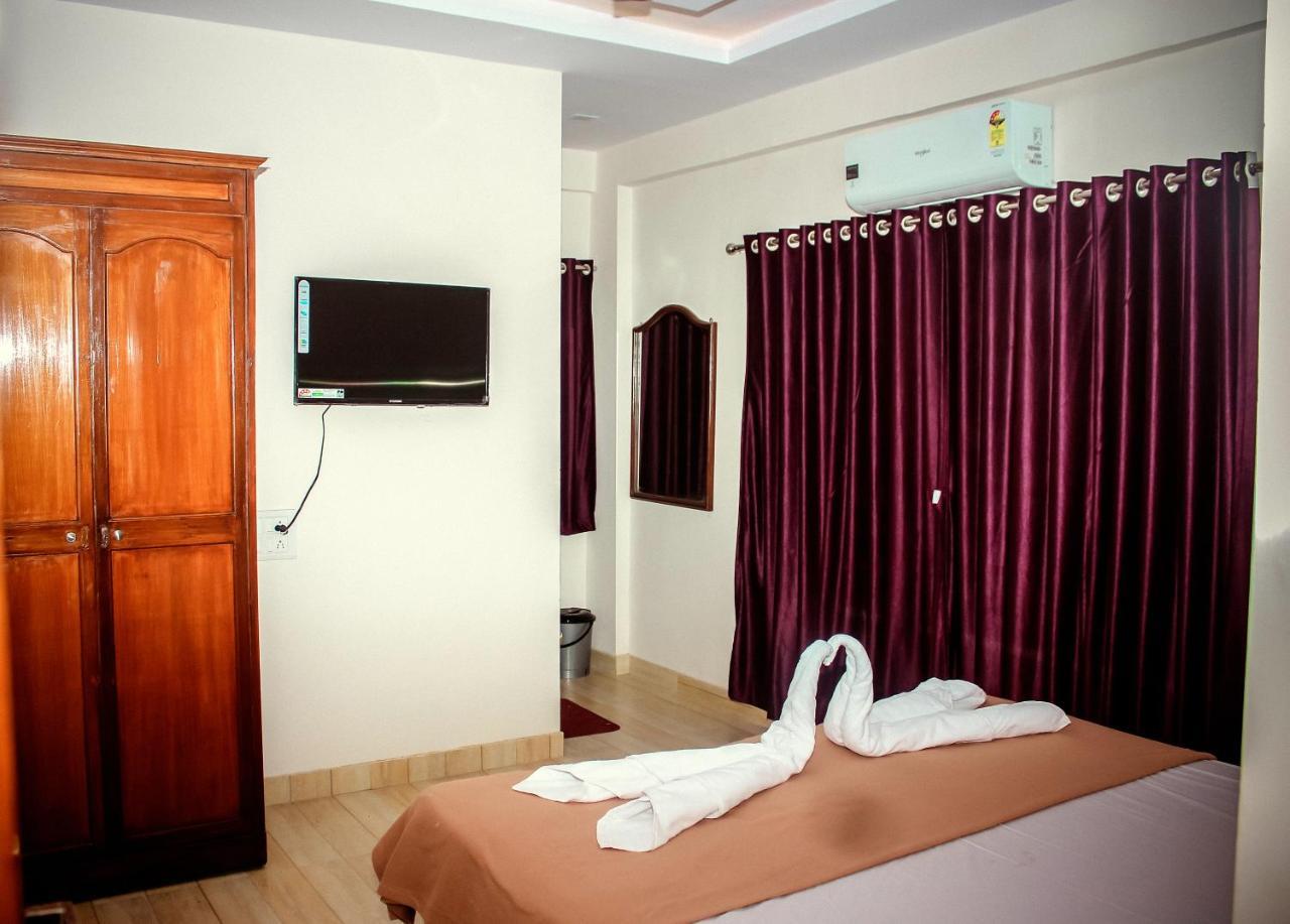 Blue Sea Residency Алибаг Экстерьер фото