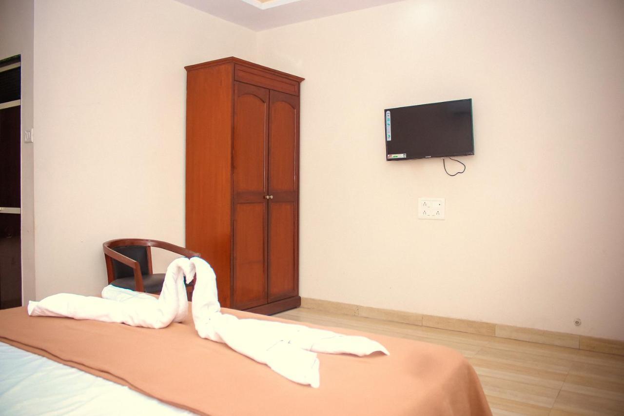 Blue Sea Residency Алибаг Экстерьер фото
